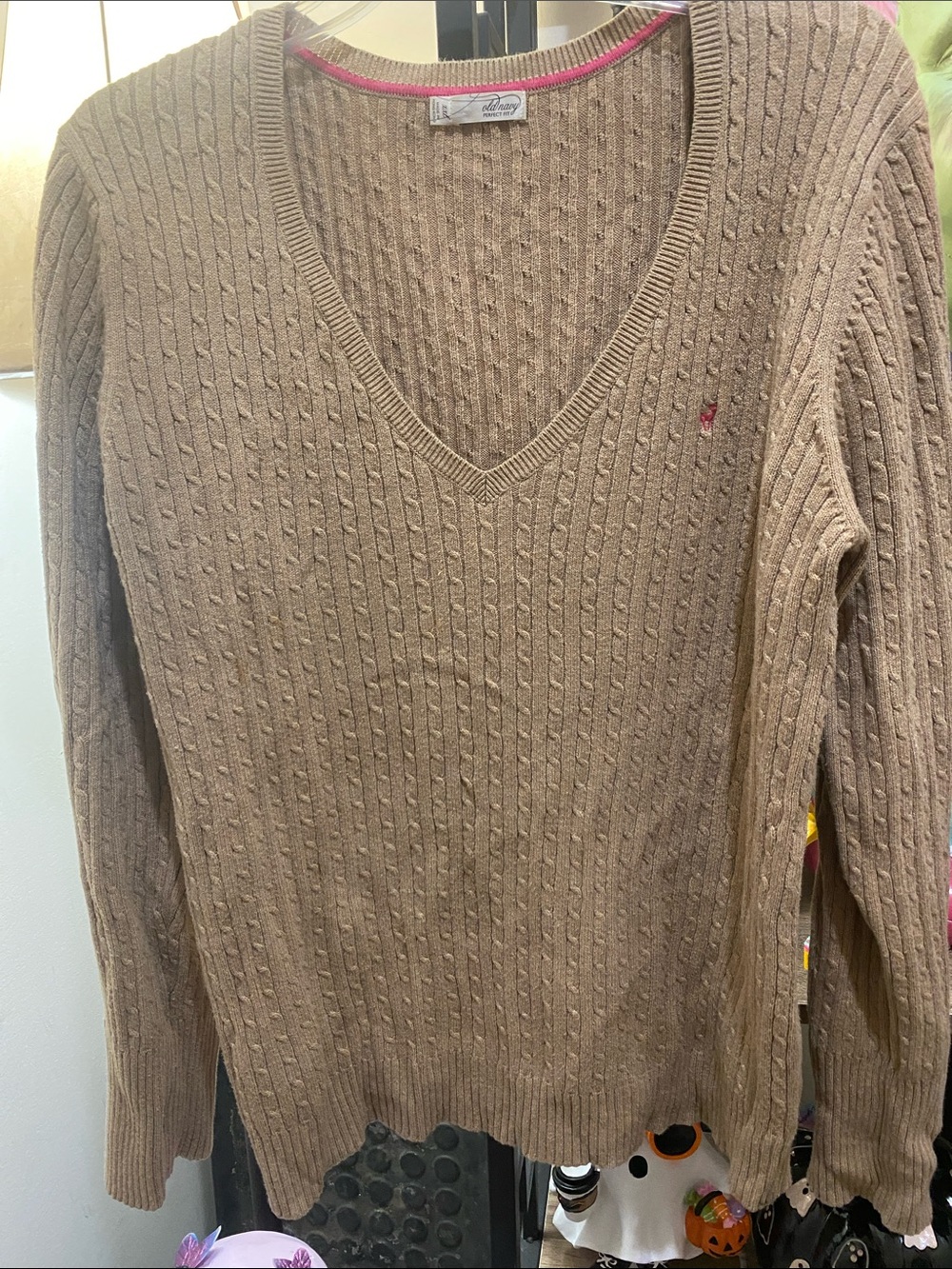 Old Navy women’s V-Neck Cable Knit Sweater in Light Brown